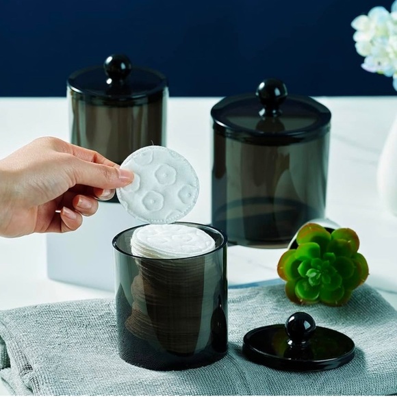 6 pack apothecary jars
5075 - Picture 4 of 7